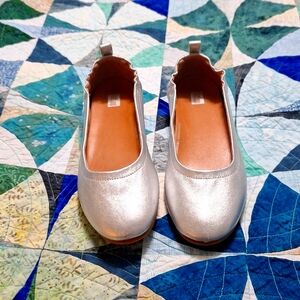 FITFLOP ALLEGRO  Soft Leather Ballet Flats in Silver - Size 8.5